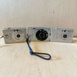 Lot Of 3 Canon Powershot Digital Cameras BROKEN“Parts/Repair-Only”Read Info Blw